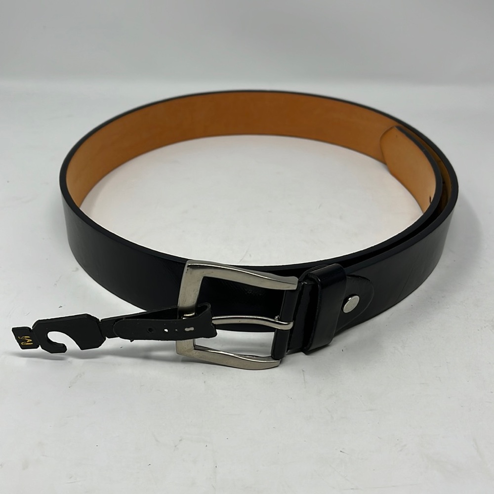 Classic Black Leather Men’s Belt with Silver Buckle